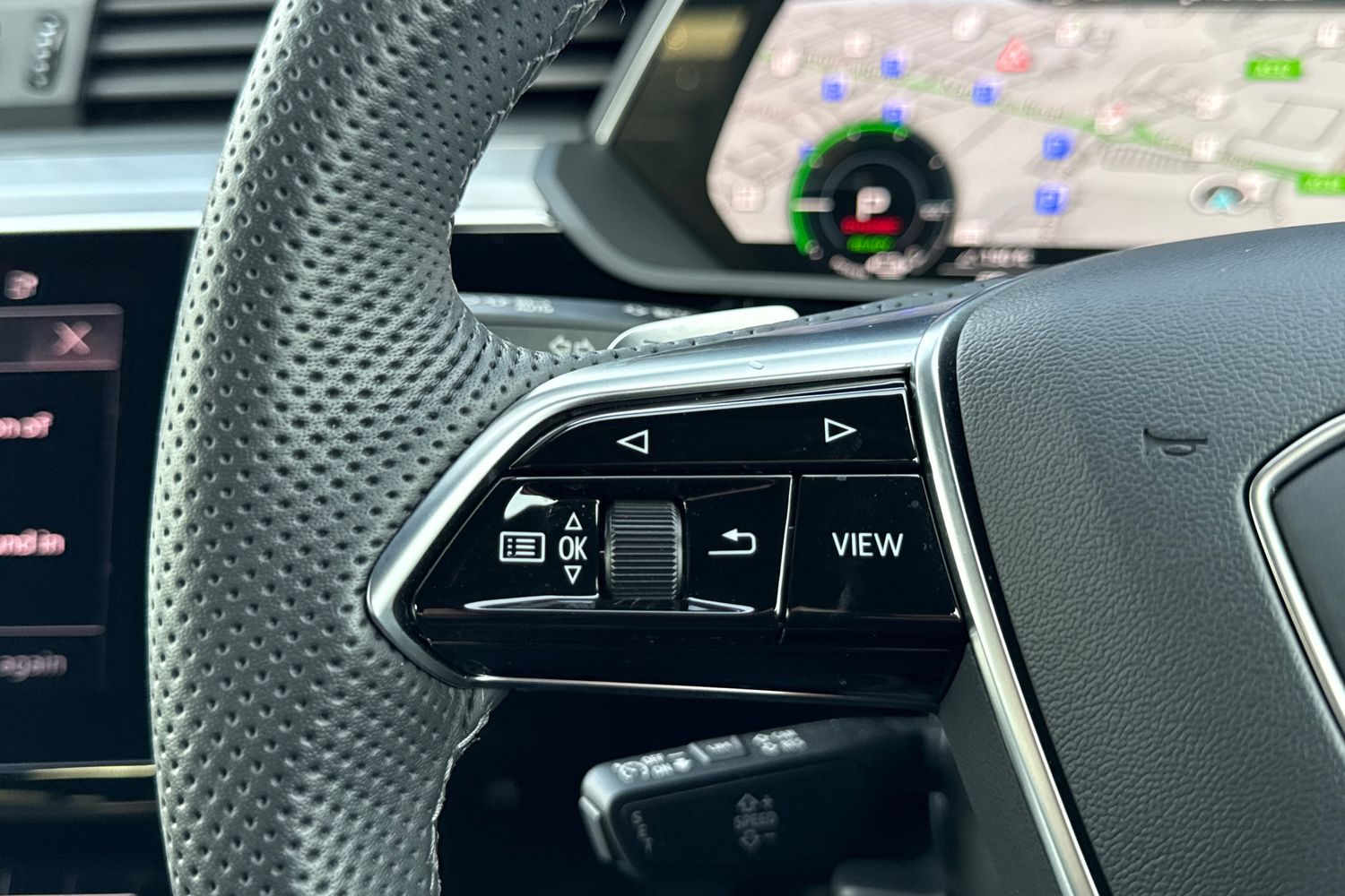 Used Audi Q8 e-tron 2023 for sale - 77236054: Photo 26