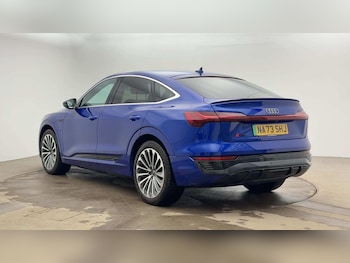Used Audi Q8 2023 for sale - 77236054: Photo