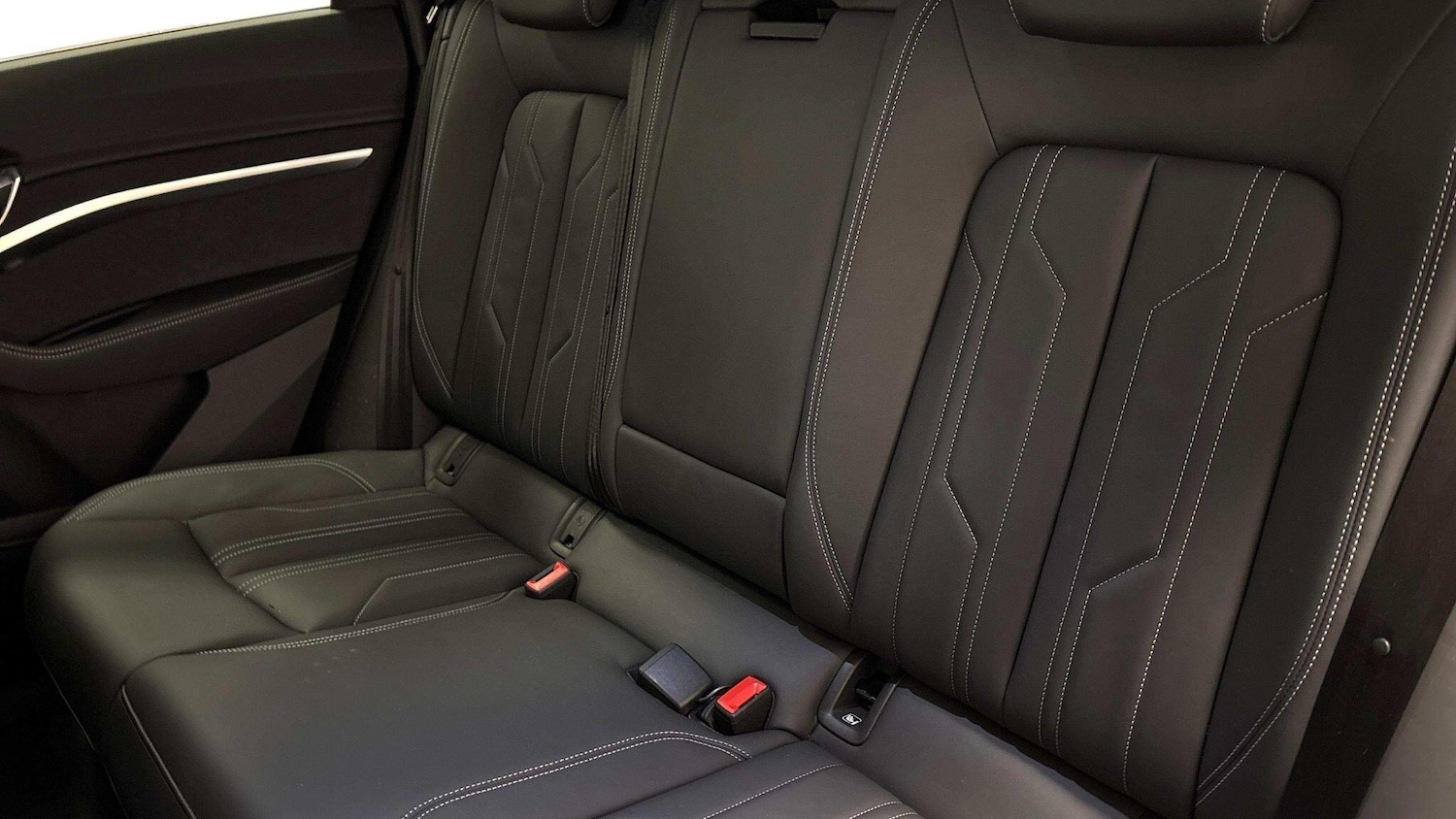 Used Audi Q8 2023 for sale - 77236054: Photo 7