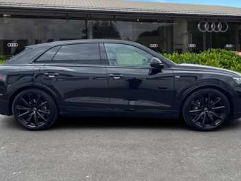 Used Audi Q8 2025 for sale - 73386350: Photo