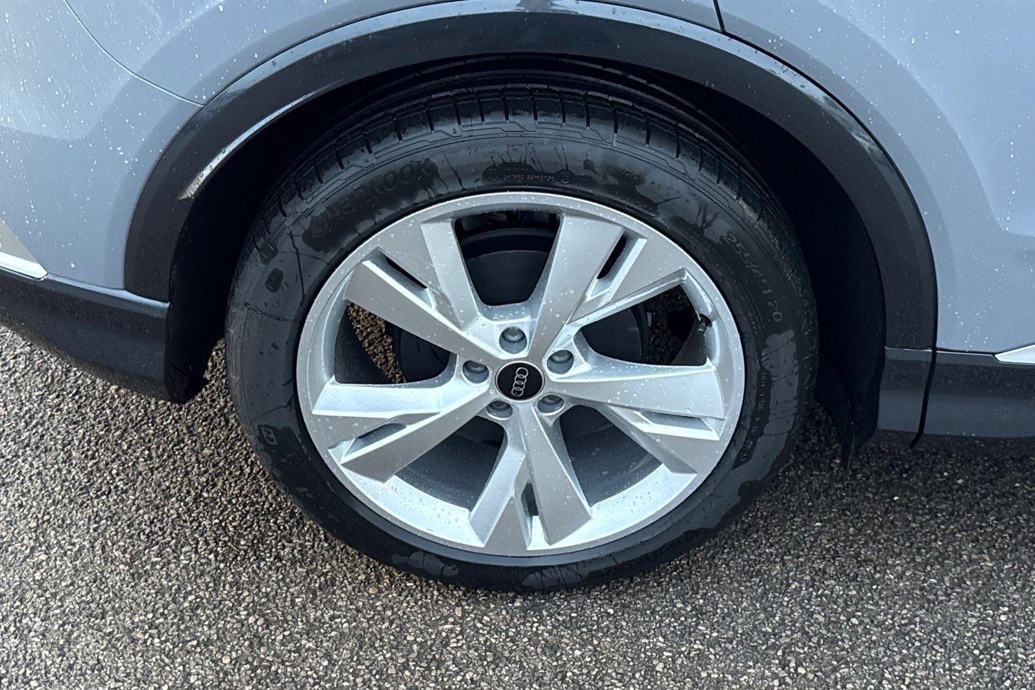 Used Audi Q4 e-tron 2025 for sale - 76670341: Photo 11