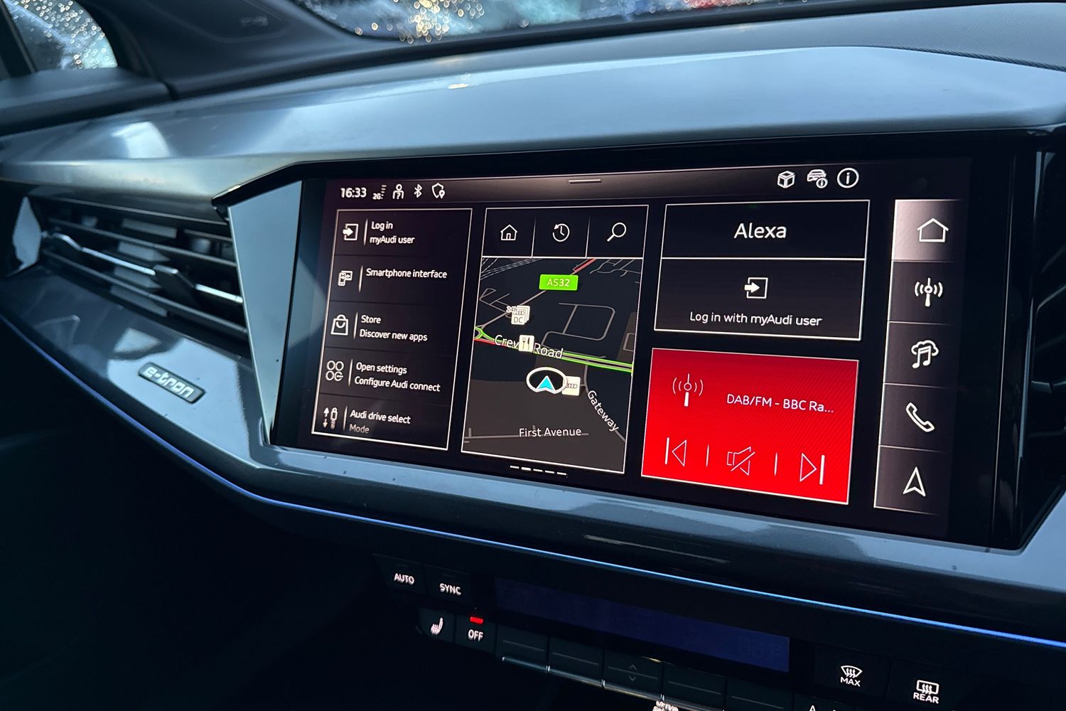 Used Audi Q4 e-tron 2025 for sale - 76670341: Photo 31