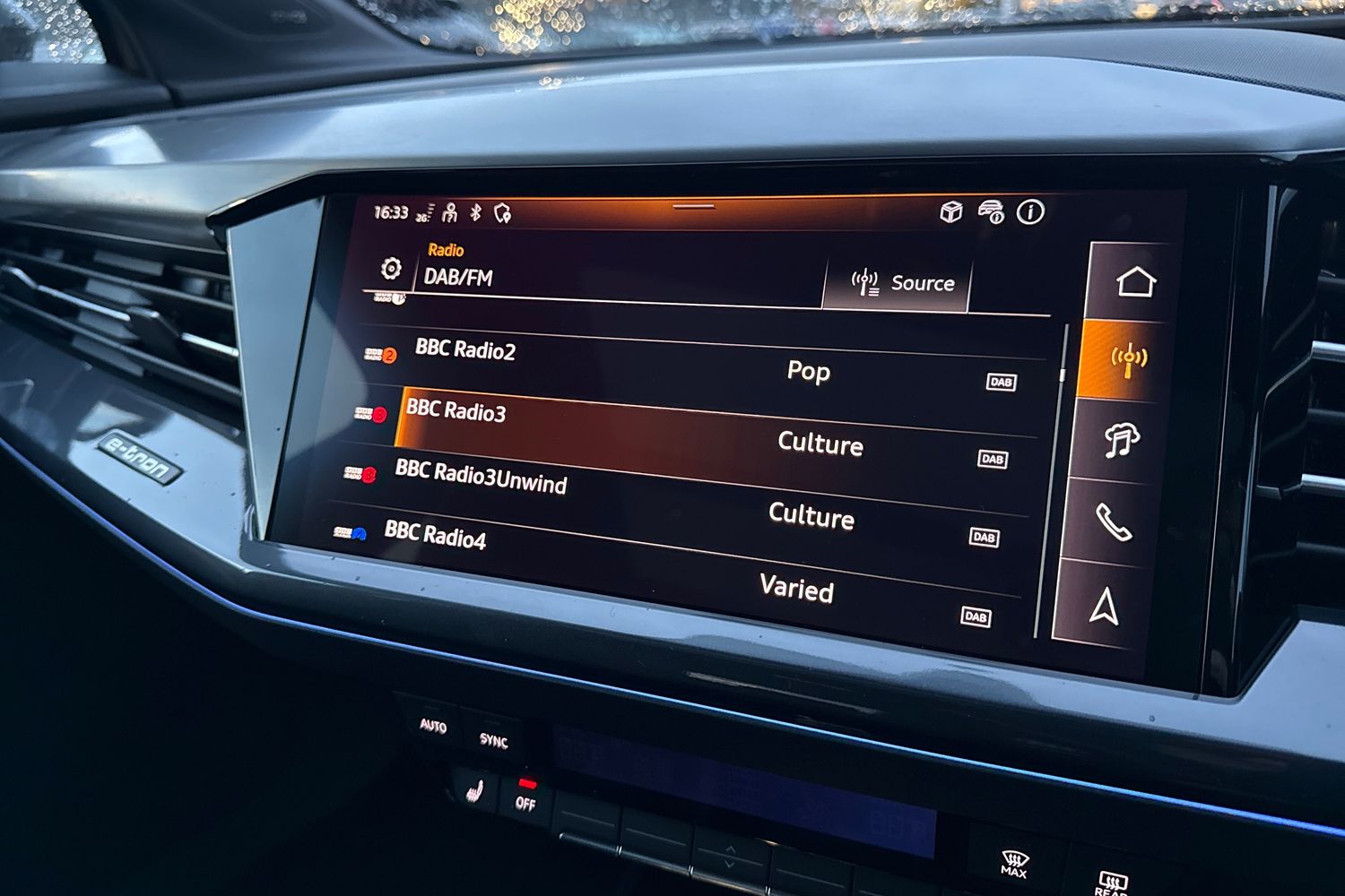 Used Audi Q4 e-tron 2025 for sale - 76670341: Photo 33