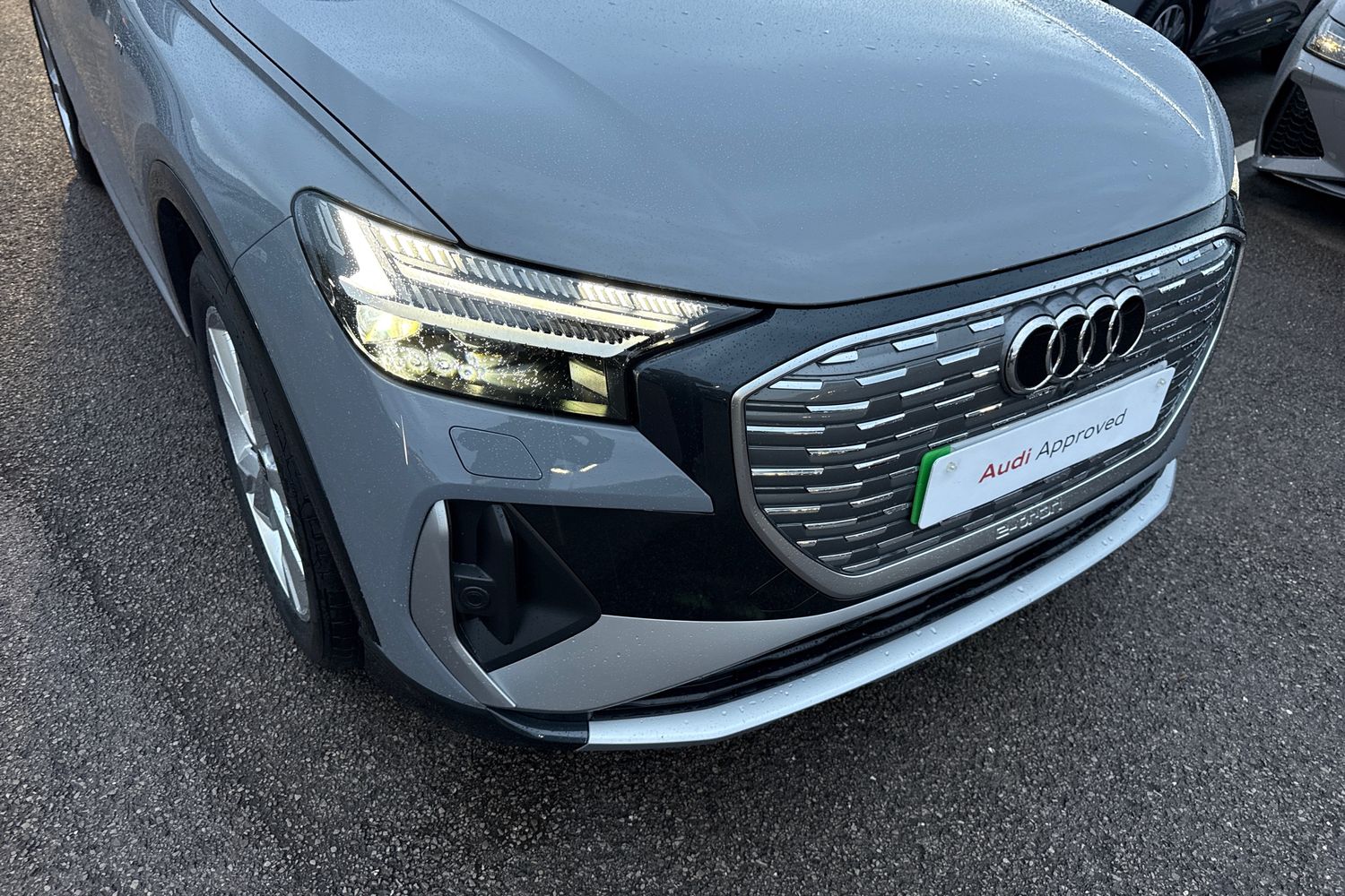 Used Audi Q4 e-tron 2025 for sale - 76670341: Photo 8