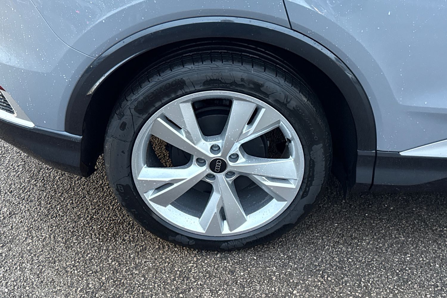 Used Audi Q4 e-tron 2025 for sale - 76670341: Photo 9