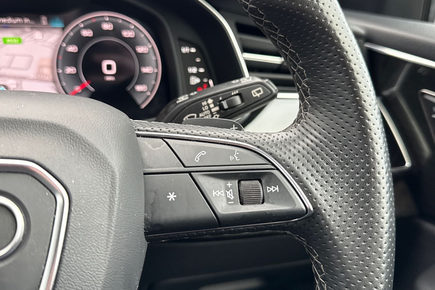 Used Audi Q8 2022 for sale - 77368438: Photo 25