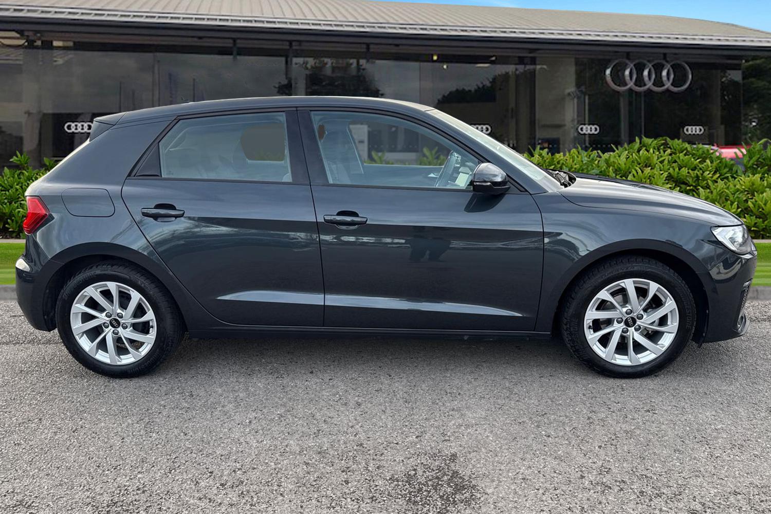 Used Audi A1 2025 for sale - 77368360: Photo 3