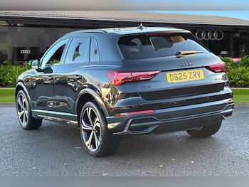Used Audi Q3 2025 for sale - 77382285: Photo