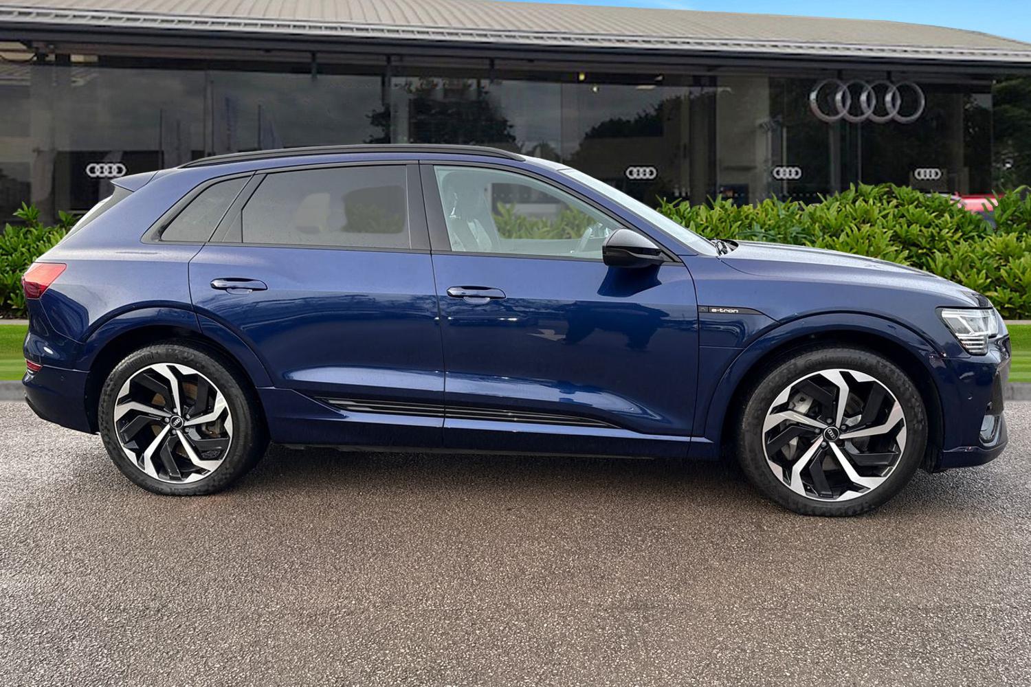 Used Audi e-tron 2021 for sale - 77095780: Photo 3