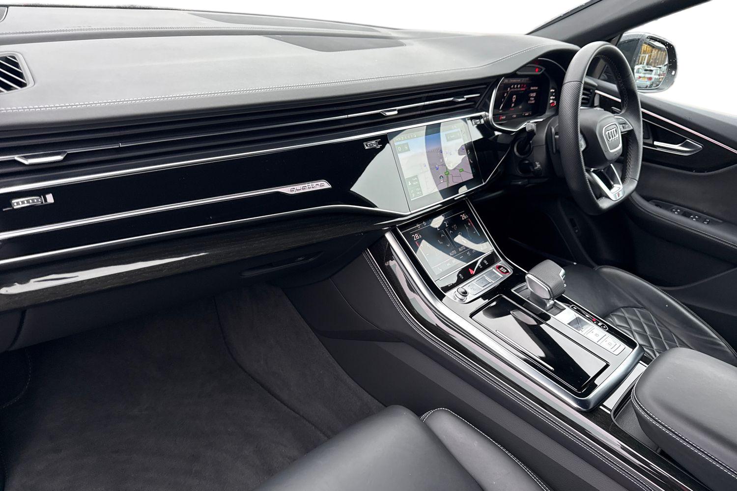 Used Audi SQ8 2023 for sale - 76844555: Photo 15