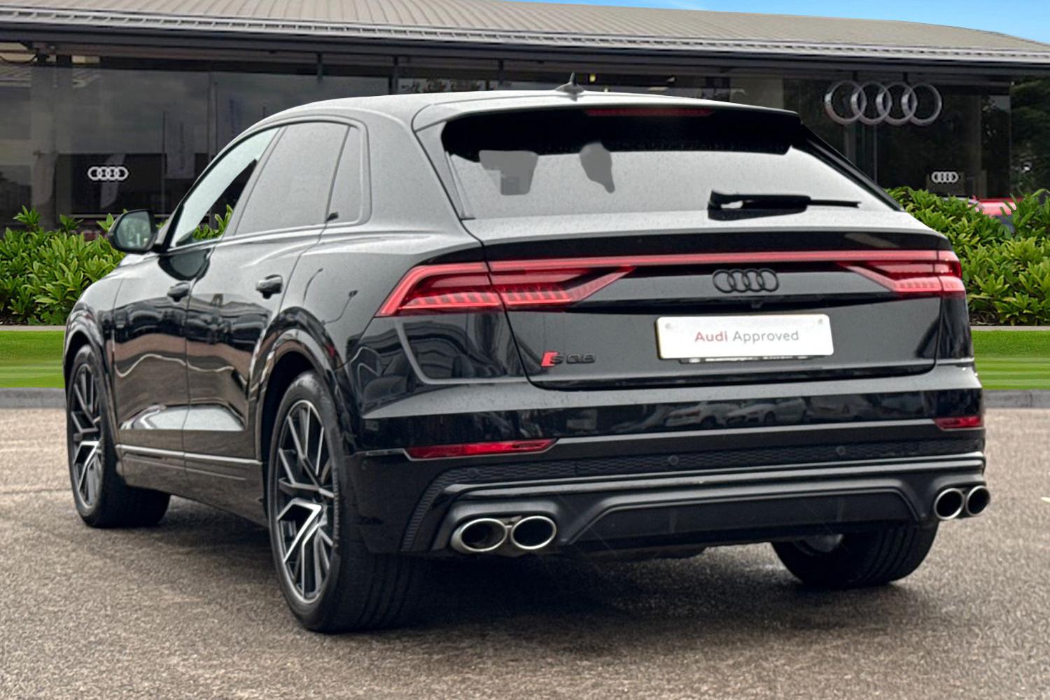 Used Audi SQ8 2023 for sale - 76844555: Photo 2