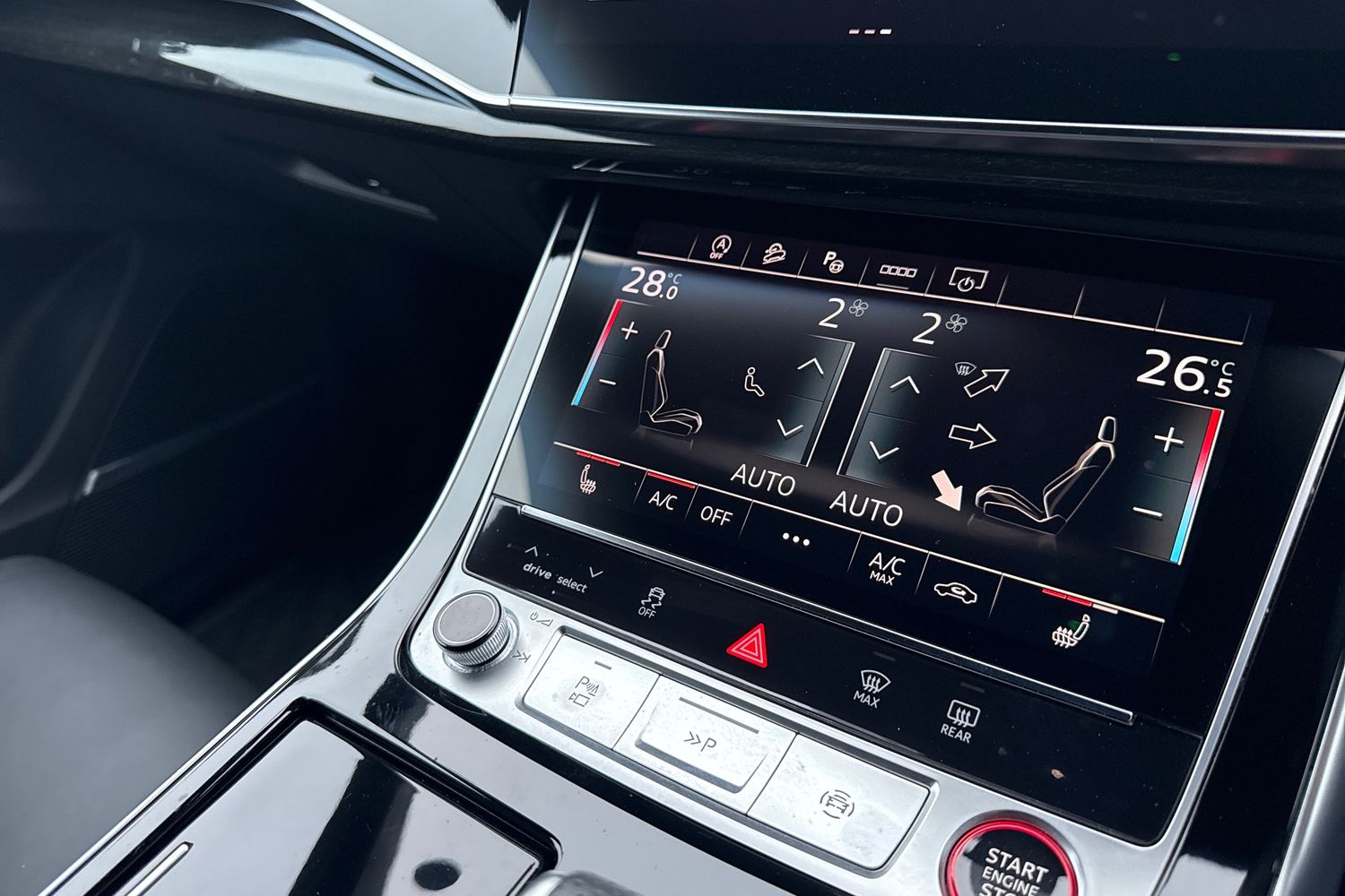 Used Audi SQ8 2023 for sale - 76844555: Photo 55