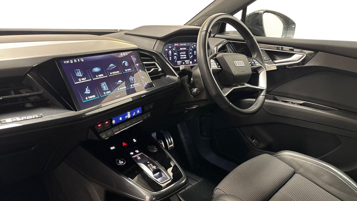 Used Audi Q4 e-tron 2023 for sale - 77520208: Photo 4