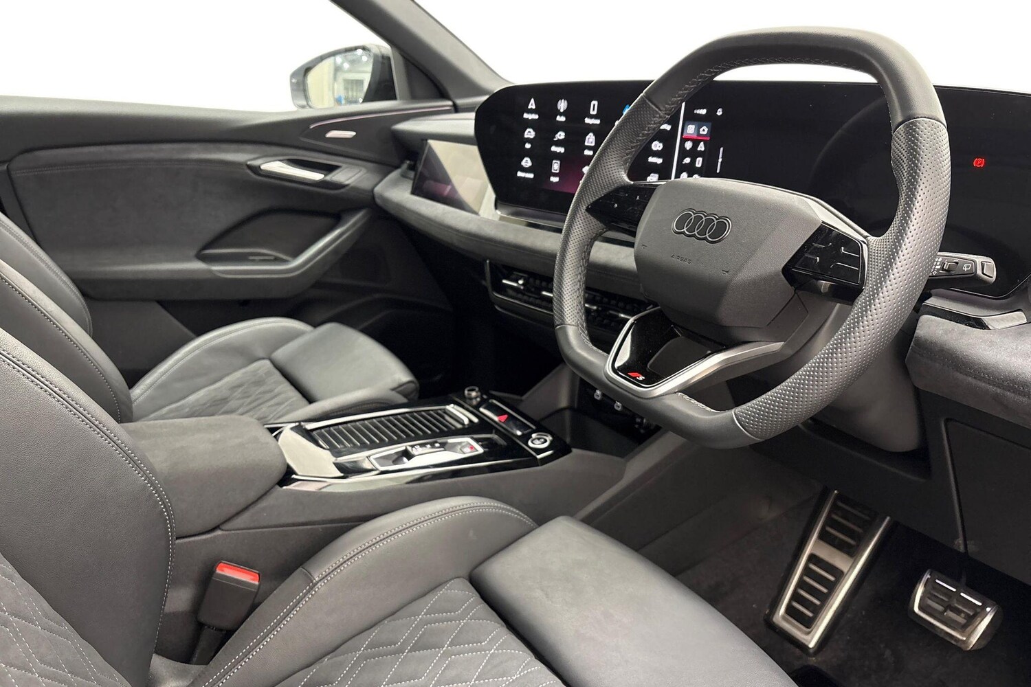 Used Audi Q6 e-tron 2025 for sale - 77849353: Photo 8