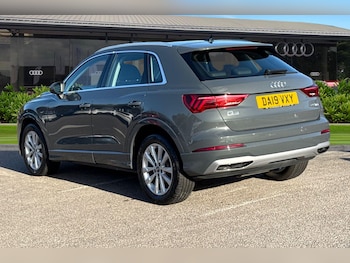 Used Audi Q3 2019 for sale - 76186023: Photo 2