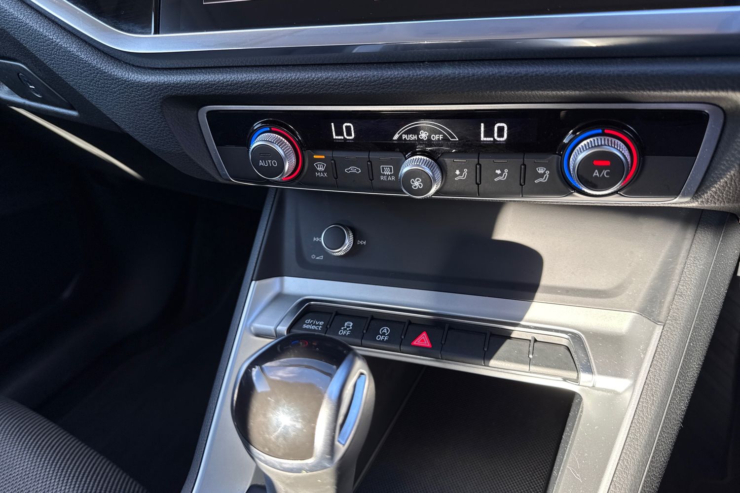 Used Audi Q3 2019 for sale - 76186023: Photo 46