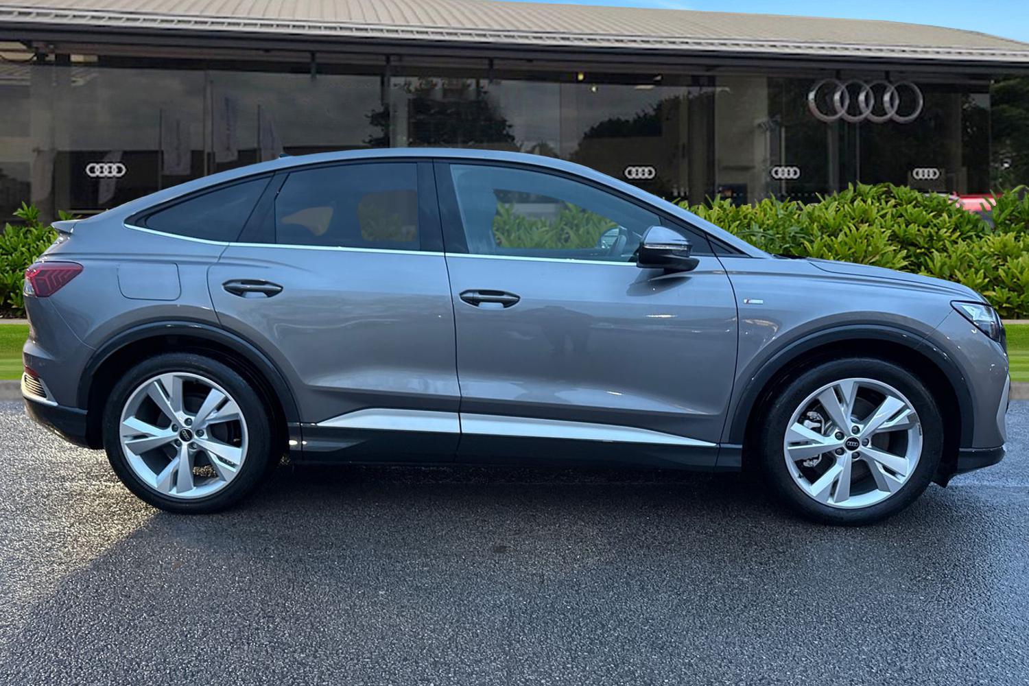 Used Audi Q4 e-tron 2025 for sale - 76876019: Photo 3