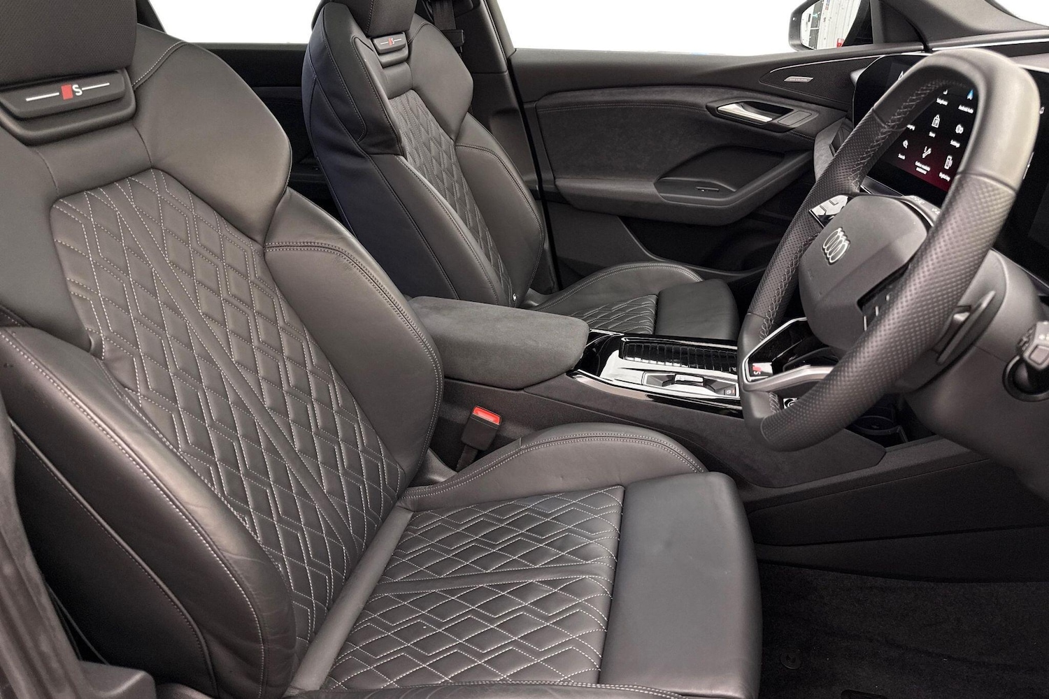 Used Audi Q6 e-tron 2024 for sale - 77275376: Photo 7