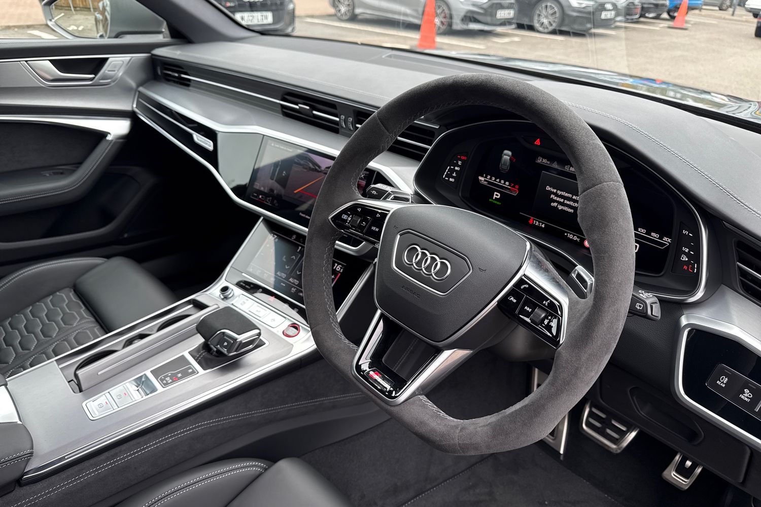 Used Audi RS6 Avant 2025 for sale - 76036742: Photo 13