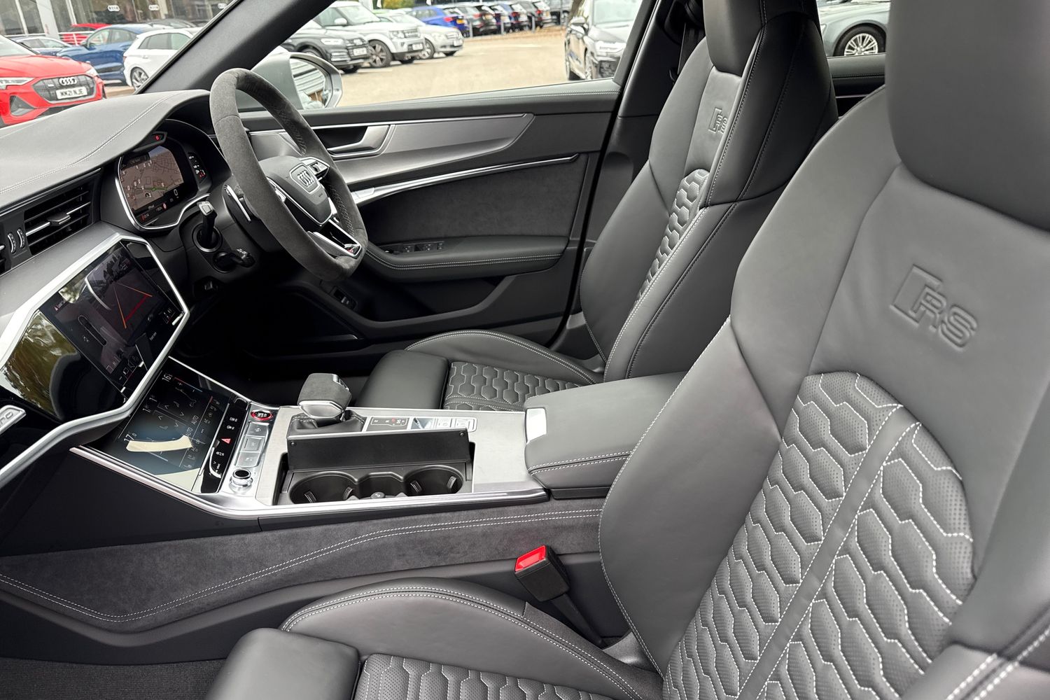 Used Audi RS6 Avant 2025 for sale - 76036742: Photo 15