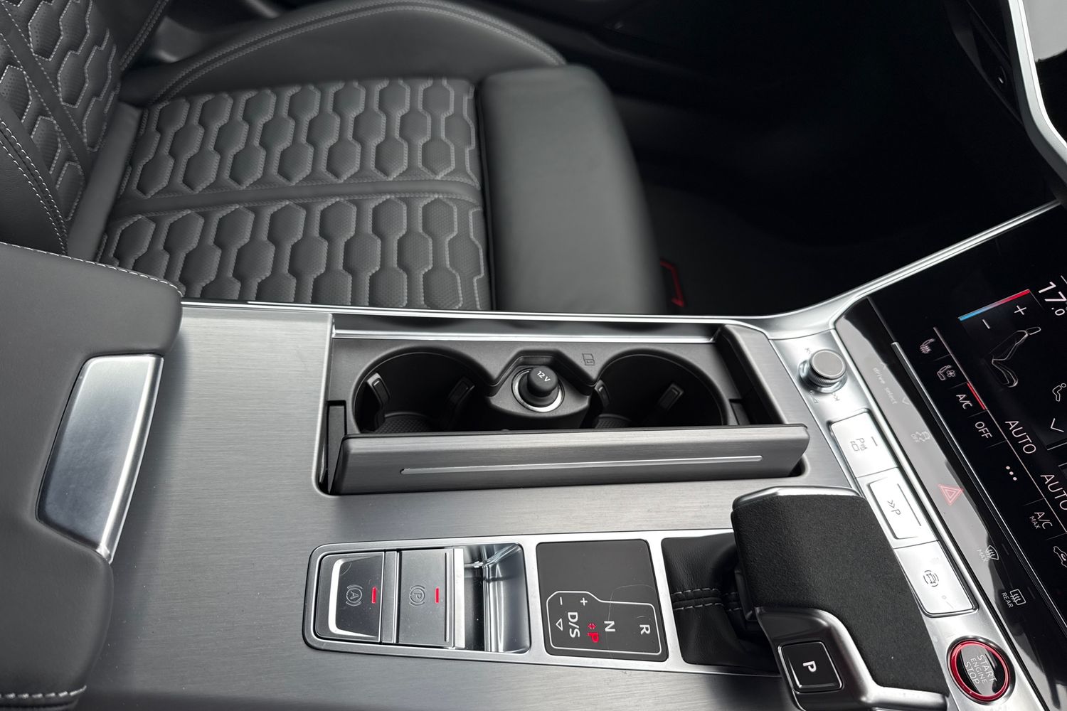 Used Audi RS6 Avant 2025 for sale - 76036742: Photo 22