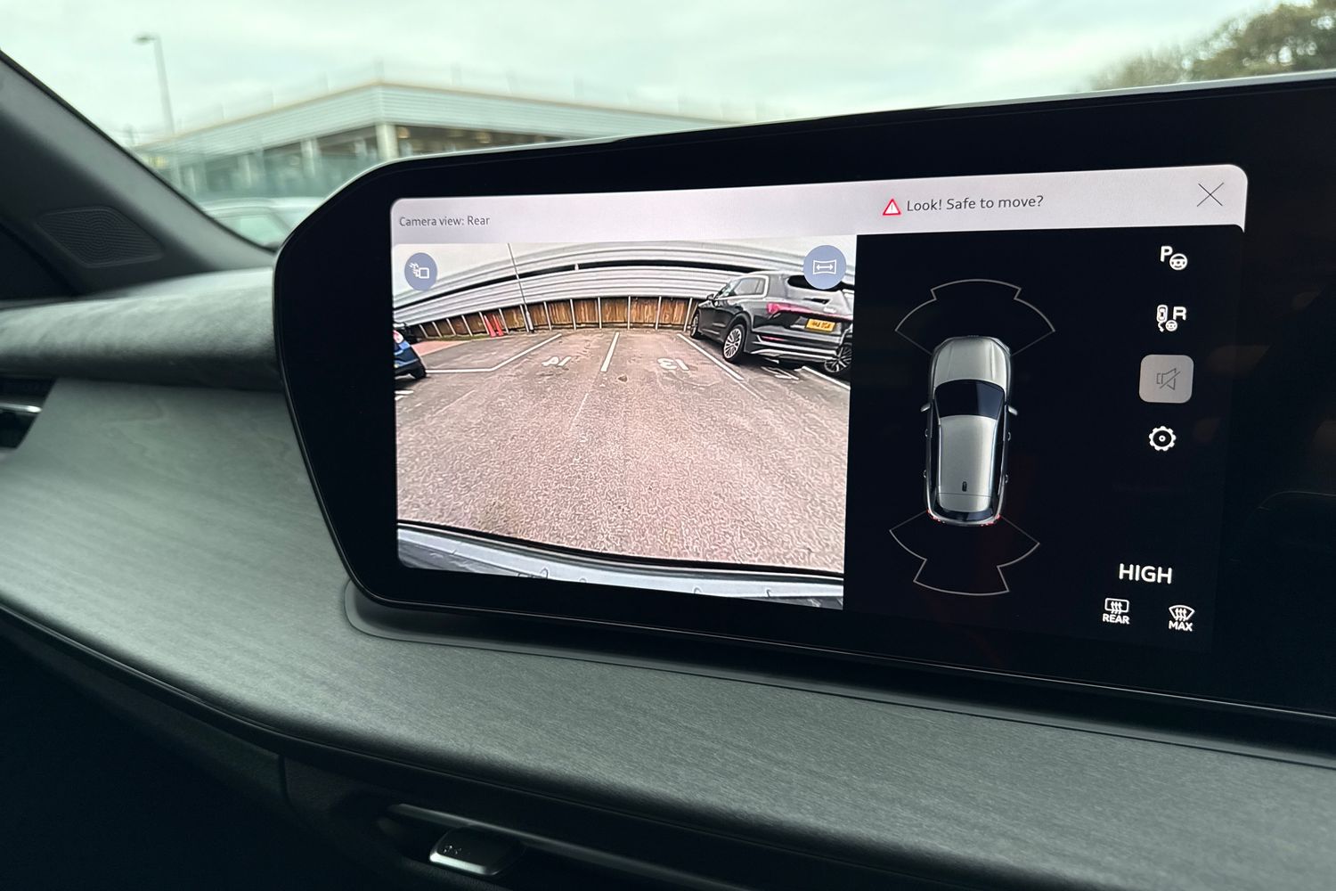 Used Audi Q3 2026 for sale - 76558236: Photo 30