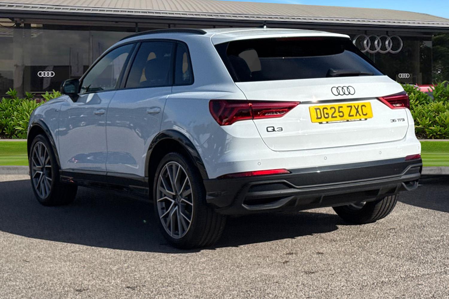 Used Audi Q3 2025 for sale - 76186021: Photo 2