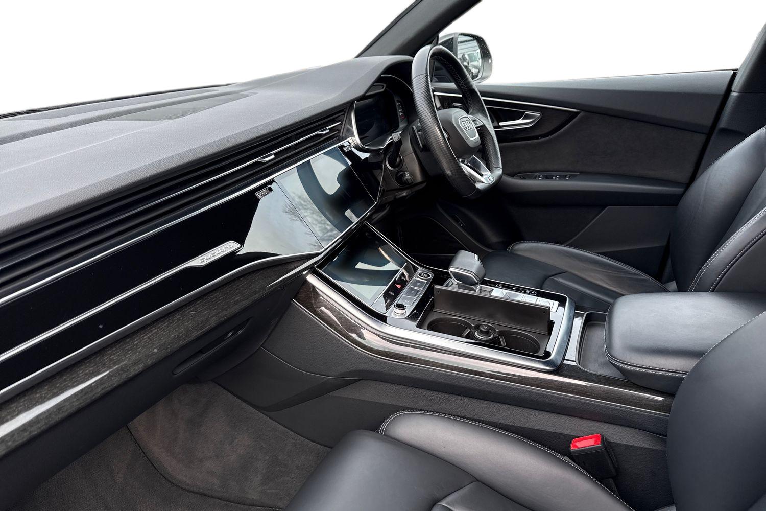 Used Audi Q8 2022 for sale - 77275410: Photo 15