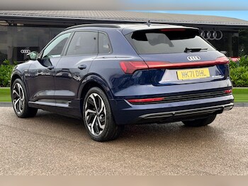 Used Audi e-tron 2021 for sale - 77383030: Photo
