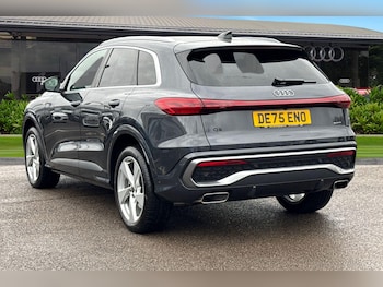 Used Audi Q5 2025 for sale - 77686853: Photo