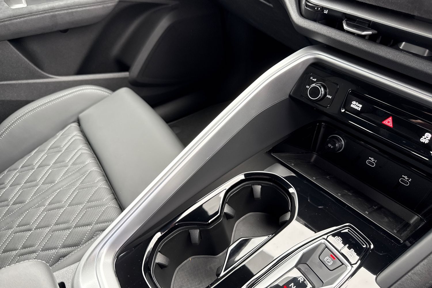Used Audi SQ5 2025 for sale - 76170241: Photo 19