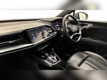 Used Audi Q4 e-tron 2023 for sale - 77649226: Photo