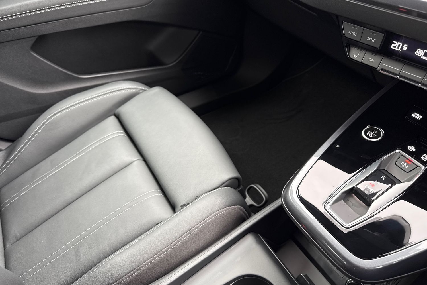 Used Audi Q4 e-tron 2026 for sale - 77262522: Photo 19