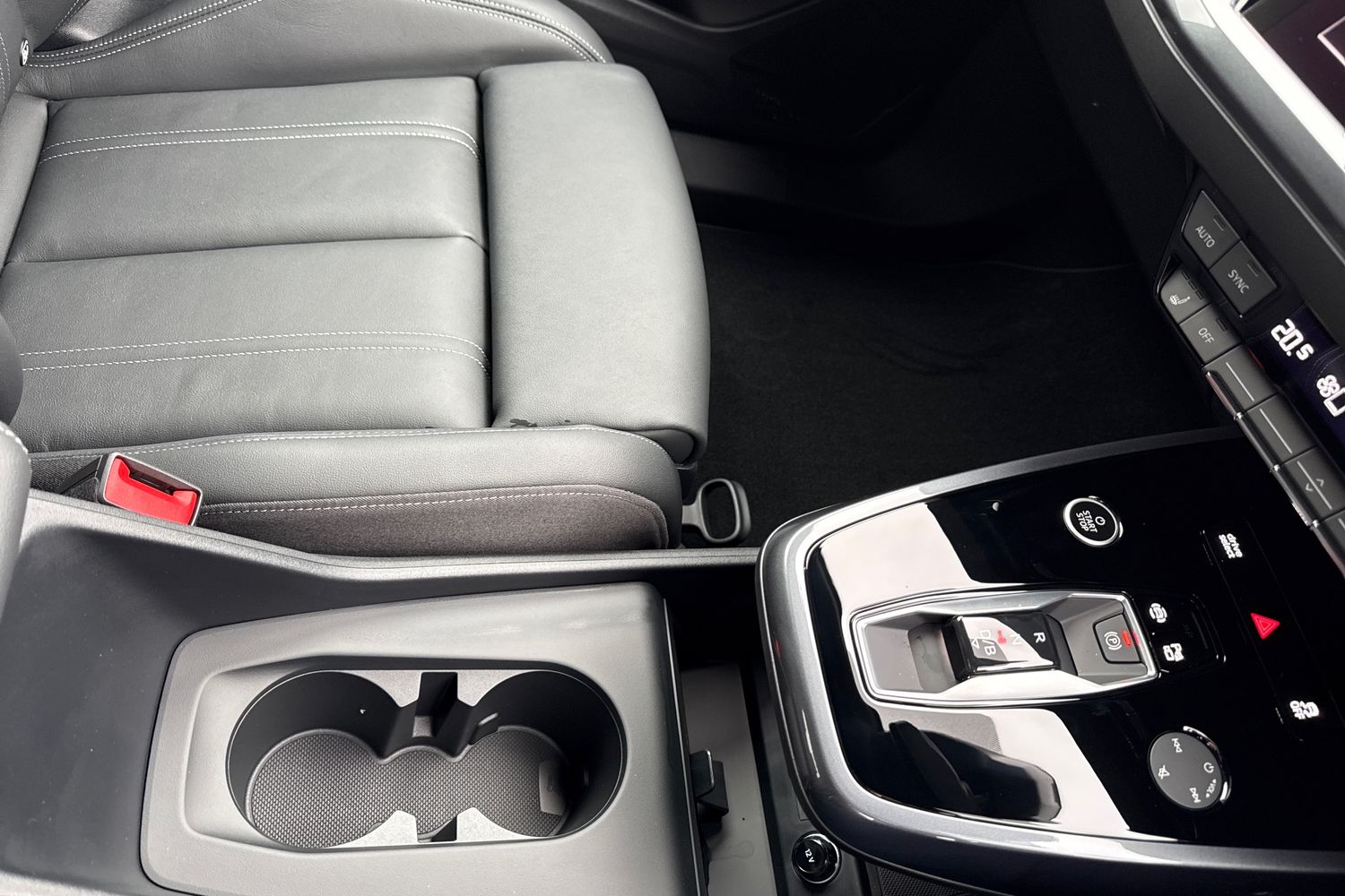 Used Audi Q4 e-tron 2026 for sale - 77262522: Photo 22