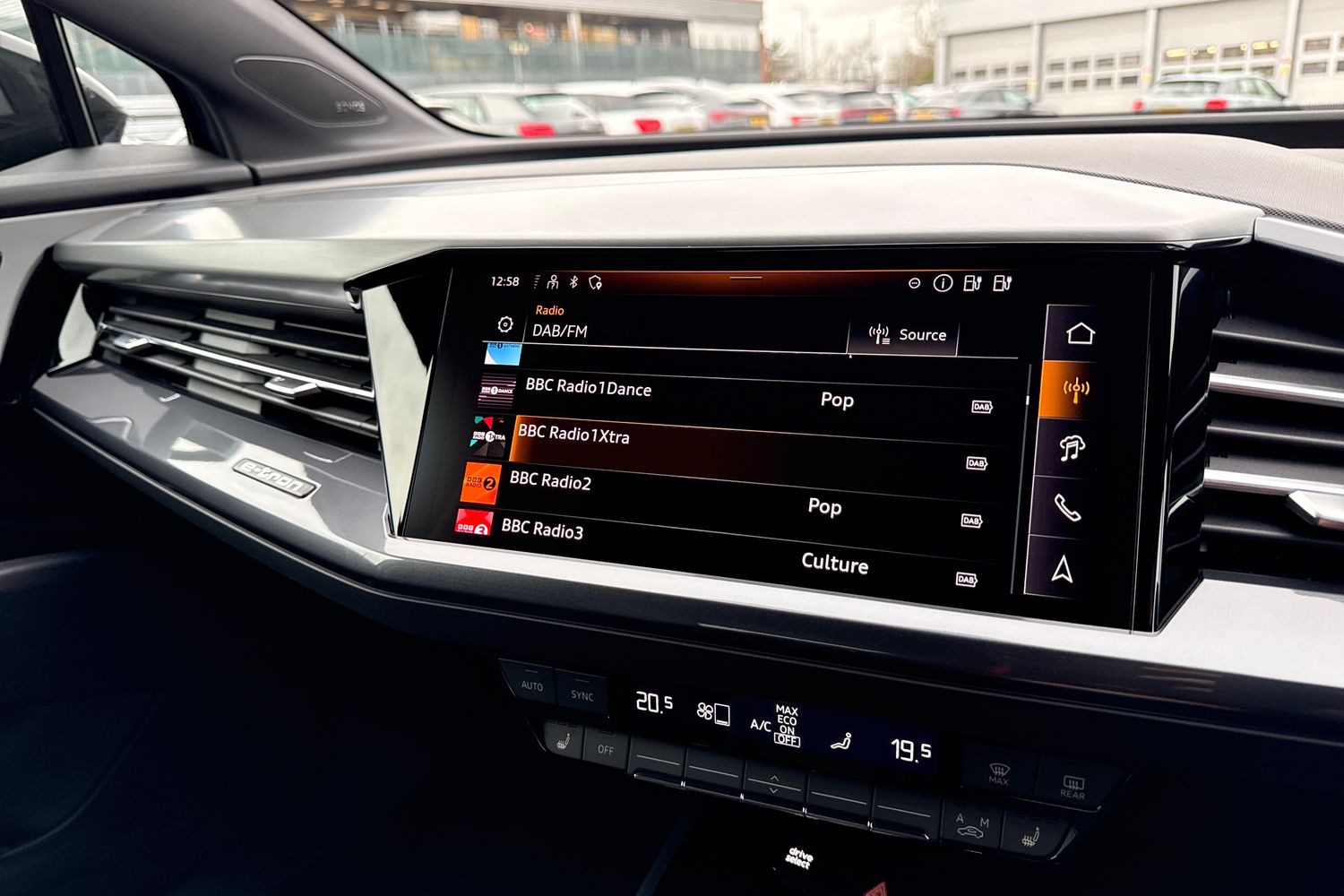 Used Audi Q4 e-tron 2026 for sale - 77262522: Photo 34