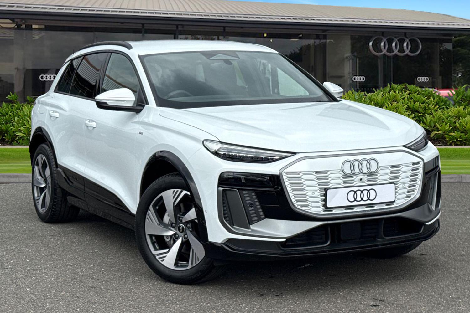 Used Audi Q6 e-tron 2025 for sale - 76170292: Photo 1