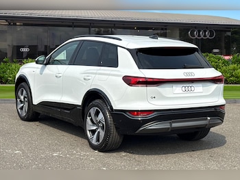 Used Audi Q6 e-tron 2025 for sale - 76170292: Photo 2