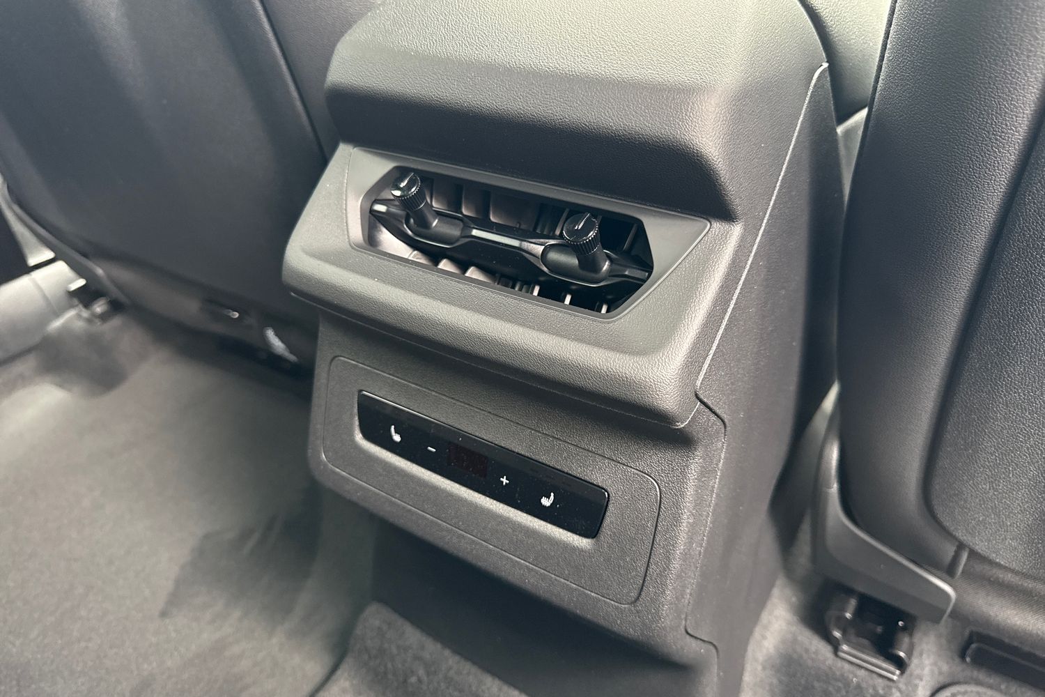 Used Audi Q6 e-tron 2025 for sale - 76170292: Photo 41