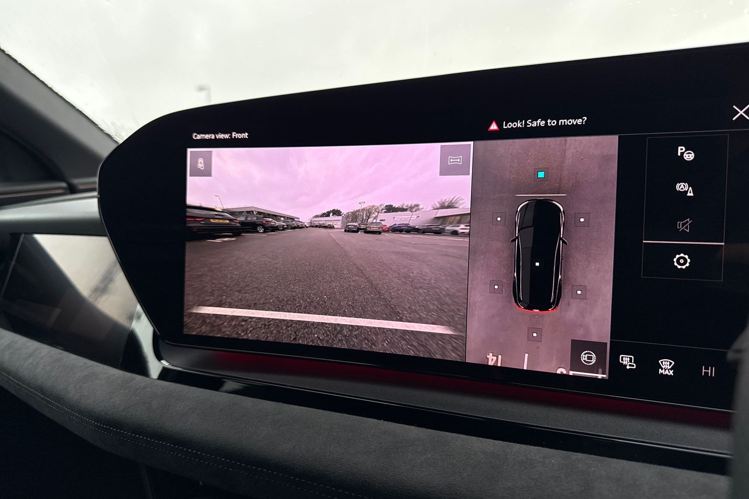 Used Audi Q6 e-tron 2026 for sale - 76711767: Photo 31