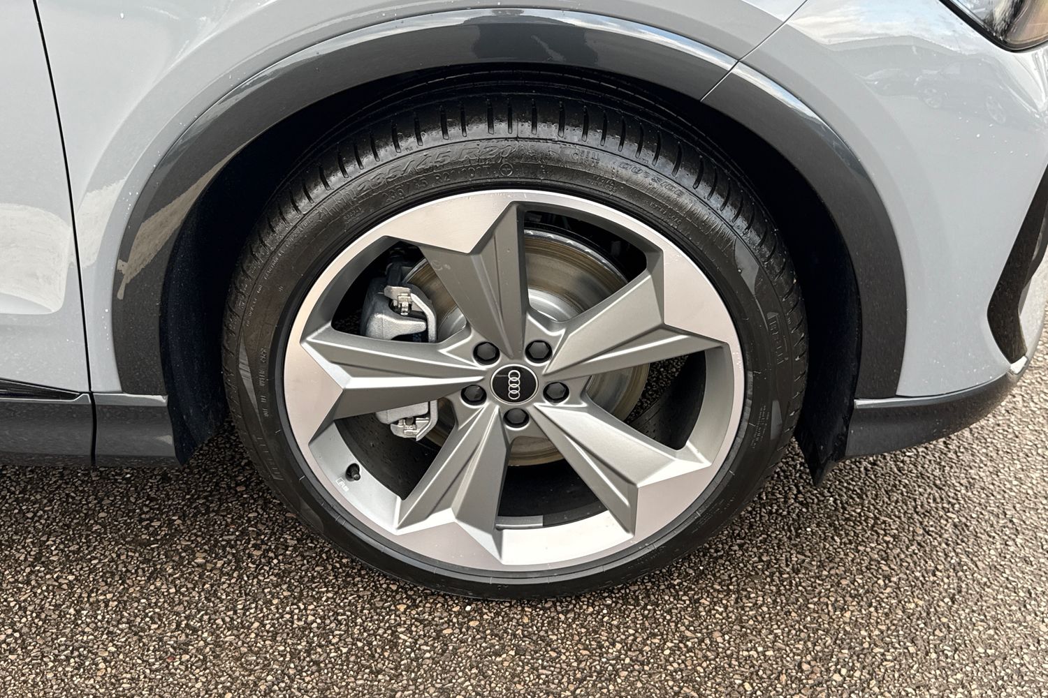 Used Audi Q4 e-tron 2025 for sale - 76697771: Photo 10