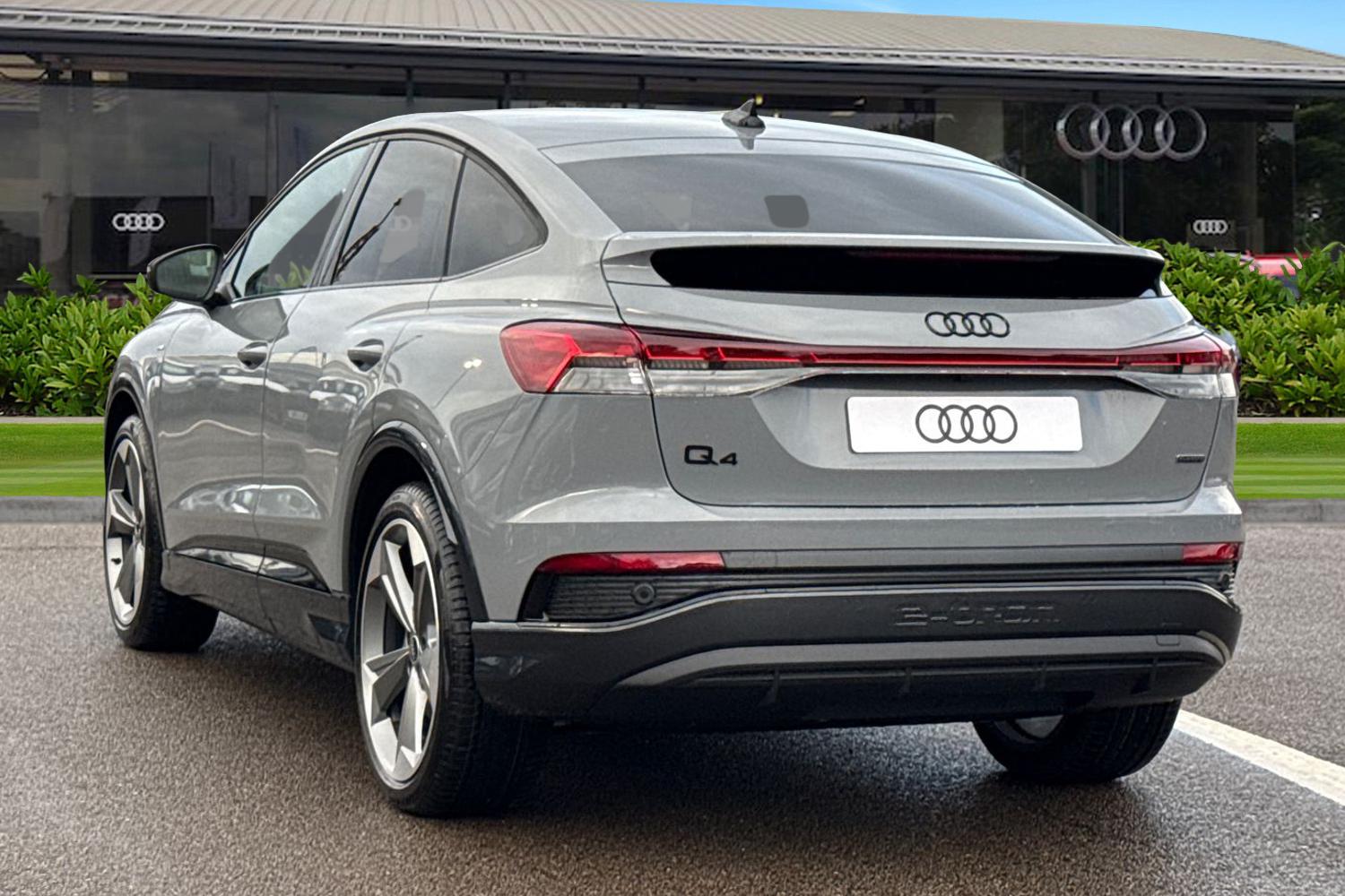 Used Audi Q4 e-tron 2025 for sale - 76697771: Photo 2