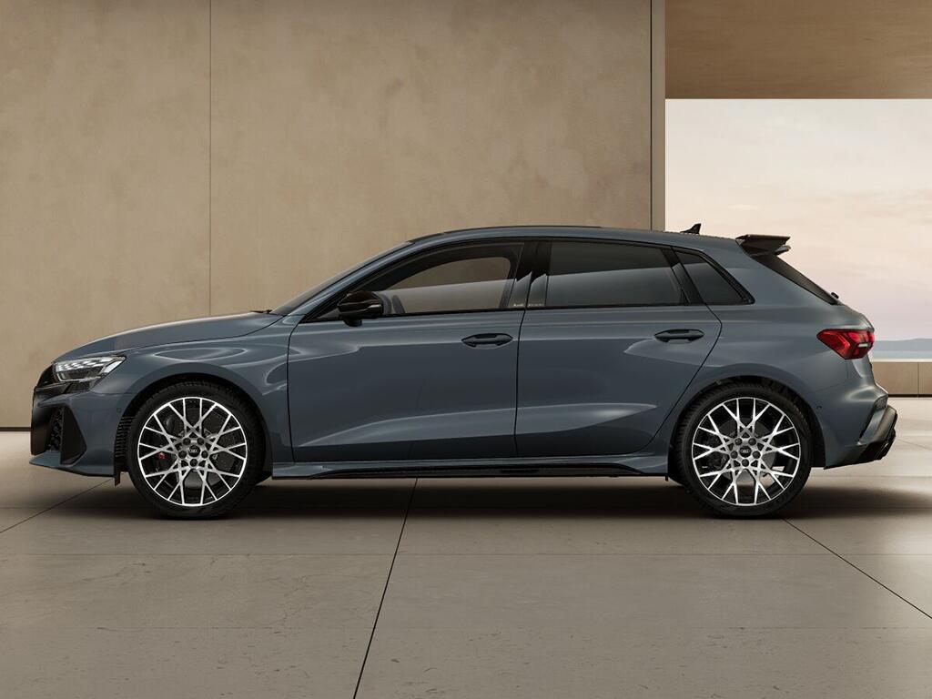 Used Audi RS3 2025 for sale - 76177424: Photo 2