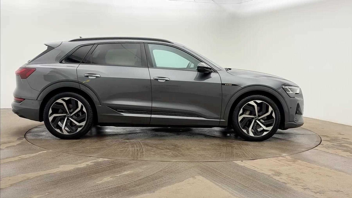 Used Audi e-tron 2022 for sale - 77520288: Photo 3