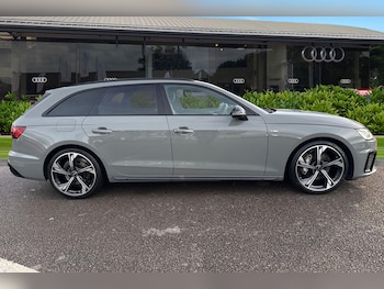 Used Audi A4 Avant 2022 for sale - 77382929: Photo