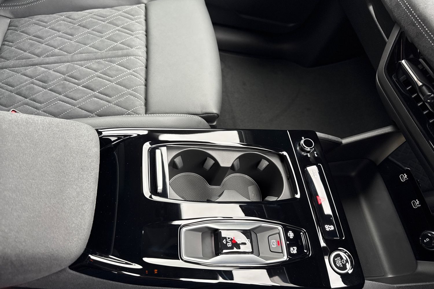 Used Audi Q6 e-tron 2025 for sale - 76036761: Photo 22