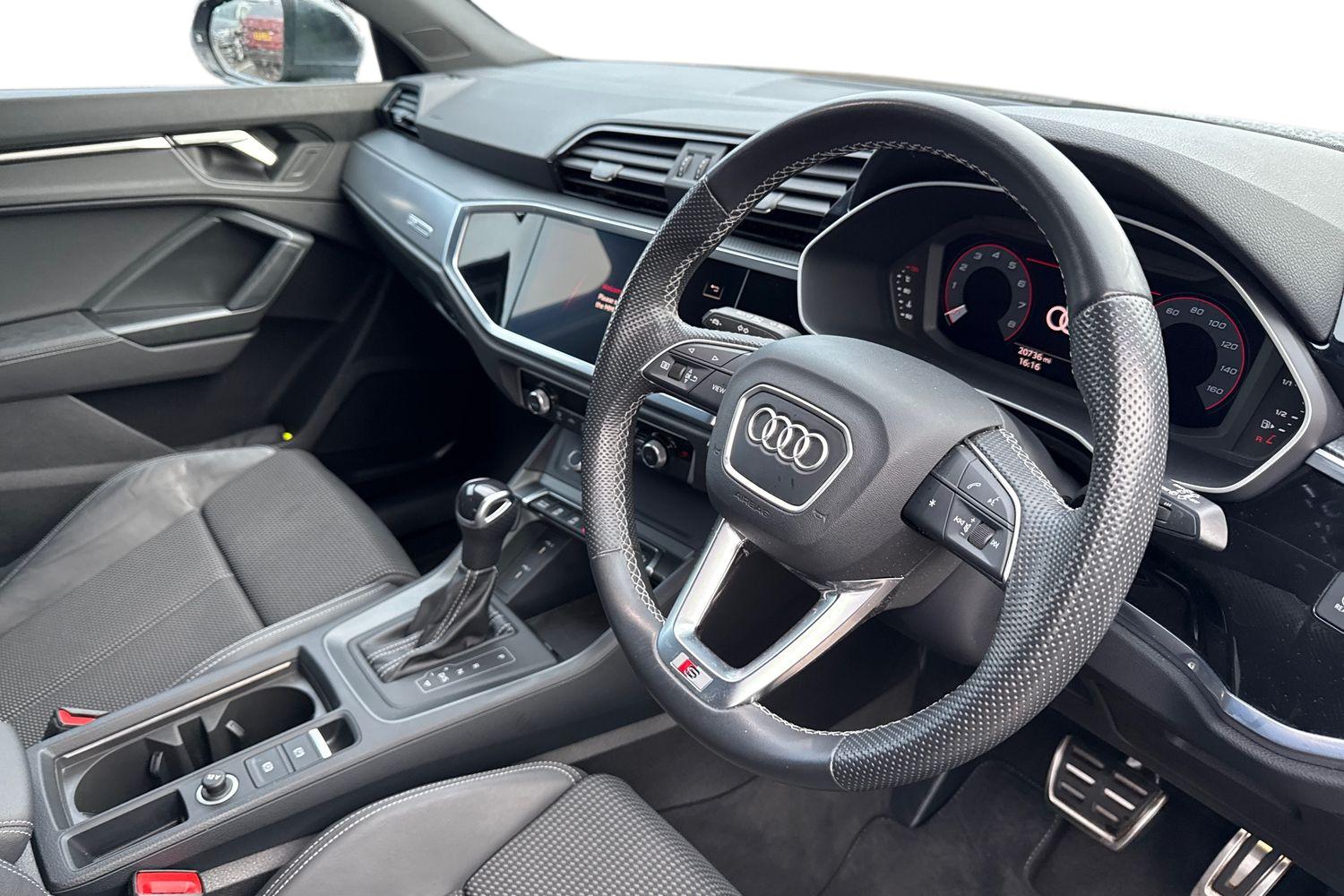 Used Audi Q3 2023 for sale - 76374704: Photo 14