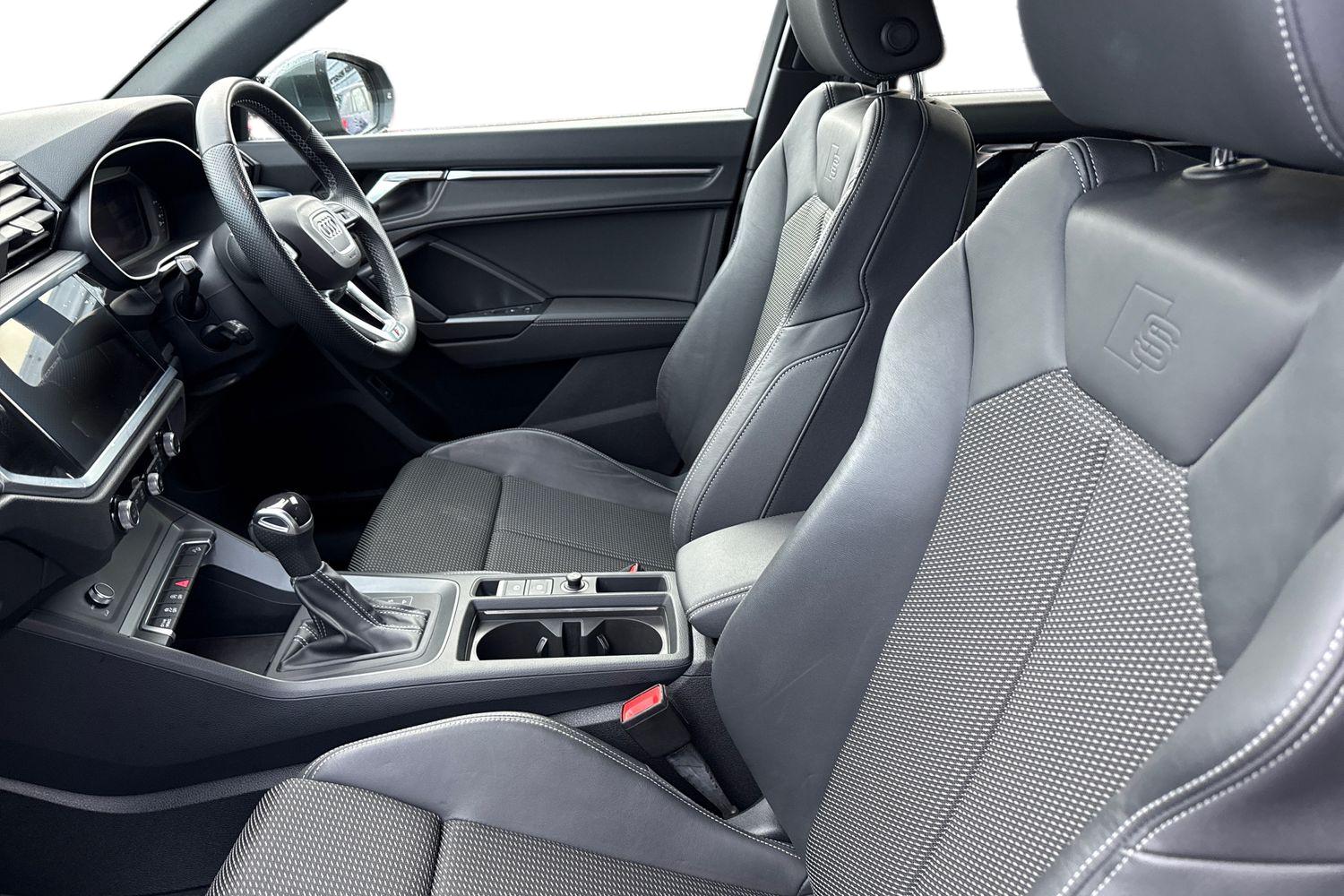 Used Audi Q3 2023 for sale - 76374704: Photo 16