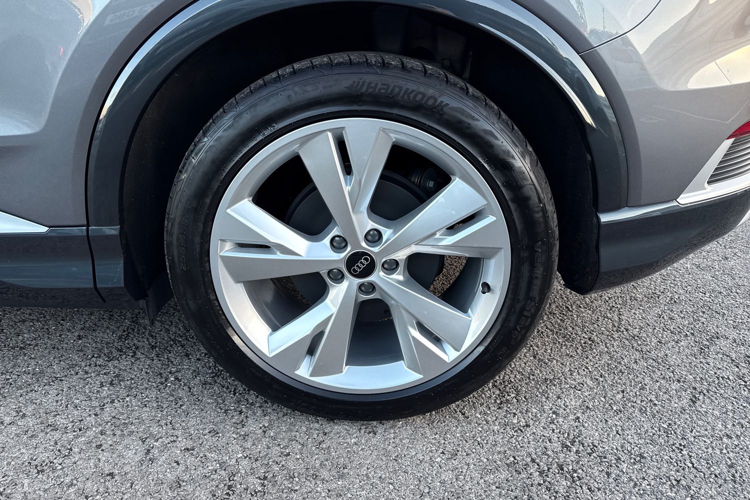 Used Audi Q4 e-tron 2025 for sale - 76896182: Photo 13