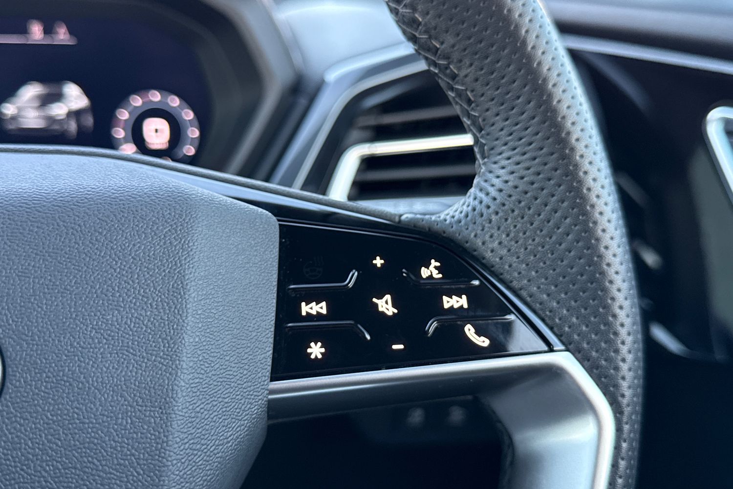 Used Audi Q4 e-tron 2025 for sale - 76896182: Photo 26