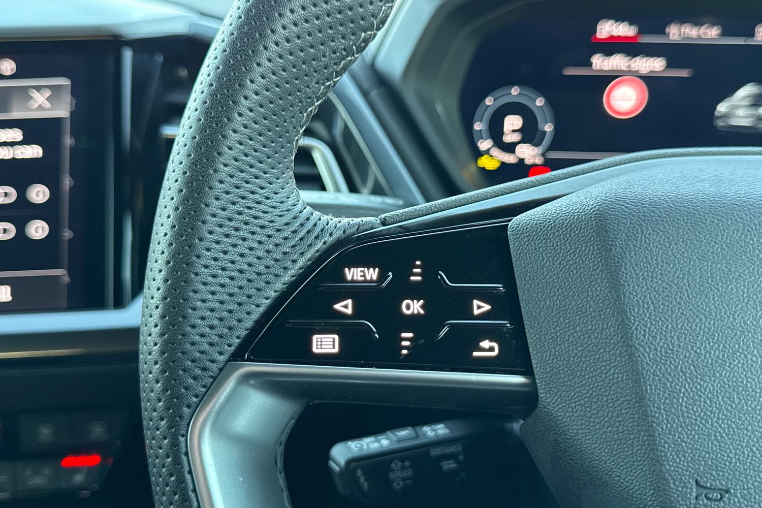 Used Audi Q4 e-tron 2025 for sale - 76896182: Photo 27